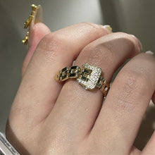 Laden Sie das Bild in den Galerie-Viewer, Kette Gürtelschnalle Ring