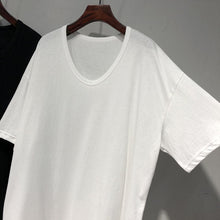 Laden Sie das Bild in den Galerie-Viewer, Einfaches T-Shirt mit U-Ausschnitt in Übergröße