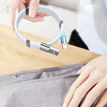 Laden Sie das Bild in den Galerie-Viewer, Magnetisches 3-in-1-Datenkabel mit Nano-Schnellladung