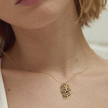 Laden Sie das Bild in den Galerie-Viewer, Halloween Totenkopf Horror Halskette