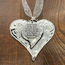 Laden Sie das Bild in den Galerie-Viewer, Liebesanhänger aus Metall