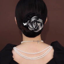 Laden Sie das Bild in den Galerie-Viewer, Exquisites Haarartefakt in Kamelienform