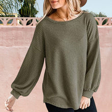 Laden Sie das Bild in den Galerie-Viewer, Damenhemd mit Ballonärmeln und Rundhalsausschnitt