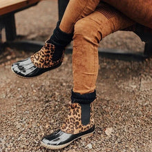 Laden Sie das Bild in den Galerie-Viewer, Regenfeste Stiefeletten mit runder Zehenpartie für Damen
