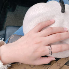 Laden Sie das Bild in den Galerie-Viewer, Brillenring mit verstellbarer Öffnung