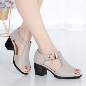 Bequeme und stylische Fischmaul-Sandalen mit Schnalle