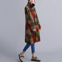 Laden Sie das Bild in den Galerie-Viewer, Unregelmäßiges Kleid mit Rollkragen für Damen