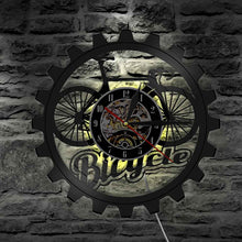 Laden Sie das Bild in den Galerie-Viewer, Kreative Schallplatten-Wanduhr