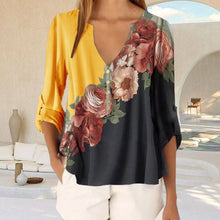 Laden Sie das Bild in den Galerie-Viewer, Bedrucktes Chiffonhemd mit V-Ausschnitt