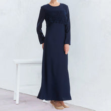 Laden Sie das Bild in den Galerie-Viewer, Gefälschtes Zweiteiliges Spitzenkleid
