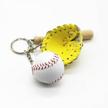 Laden Sie das Bild in den Galerie-Viewer, Mini Baseball-Schlüsselanhänger
