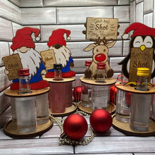 Laden Sie das Bild in den Galerie-Viewer, Weihnachtlicher Mini-Weinflaschenhalter