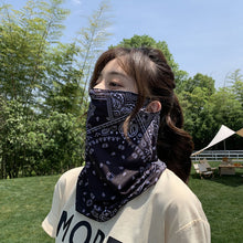 Laden Sie das Bild in den Galerie-Viewer, Ärmel und Schleier aus Eisseide für sommerlichen Sonnenschutz