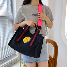 Laden Sie das Bild in den Galerie-Viewer, Smiley-Segeltuchtasche