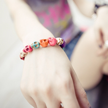 Laden Sie das Bild in den Galerie-Viewer, Retro Totenkopf Armband