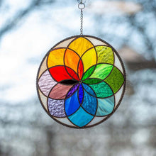 Laden Sie das Bild in den Galerie-Viewer, Hängender Regenbogenanhänger - Sonnenfänger
