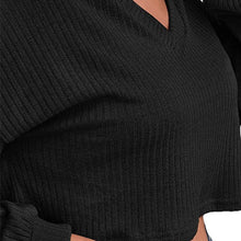 Laden Sie das Bild in den Galerie-Viewer, Einfarbiges Sexy Strick-T-Shirt mit V-Ausschnitt