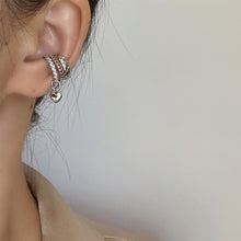 Laden Sie das Bild in den Galerie-Viewer, Modischer Ohrclip aus Perlen