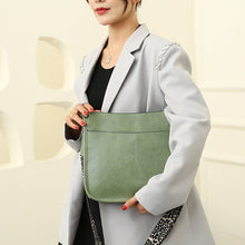 Laden Sie das Bild in den Galerie-Viewer, Damen Umhängetasche mit Leopardenmuster