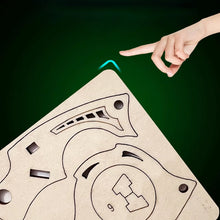 Laden Sie das Bild in den Galerie-Viewer, Faltendes dreidimensionales Messermodellspielzeug