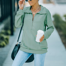 Laden Sie das Bild in den Galerie-Viewer, Einfarbiges Sweatshirt mit Revers und Reißverschluss