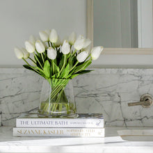 Laden Sie das Bild in den Galerie-Viewer, Künstliche Tulpenblumen für den Außenbereich (7 Stück)