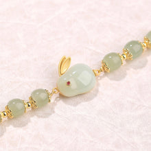Laden Sie das Bild in den Galerie-Viewer, Süße Kaninchenarmband aus natürlicher Jade