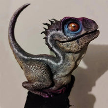 Laden Sie das Bild in den Galerie-Viewer, Lebendige Dinosaurier-Dekoration