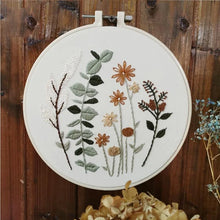 Laden Sie das Bild in den Galerie-Viewer, Florales Stickset