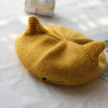 Laden Sie das Bild in den Galerie-Viewer, Süße Katzenohren Baskenmütze