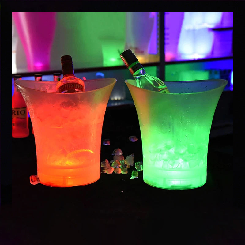 LED beleuchteter Eiskübel aus Kunststoff