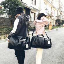 Laden Sie das Bild in den Galerie-Viewer, Leichte wasserdichte Reisetasche