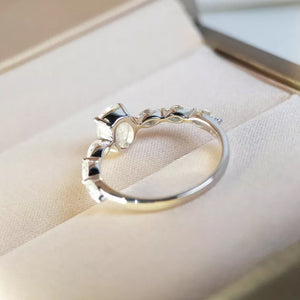 Trendiger ovaler Diamantring