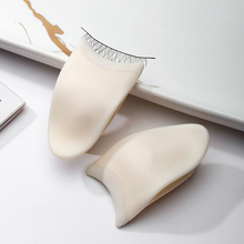 Laden Sie das Bild in den Galerie-Viewer, Applikator für falsche Wimpern