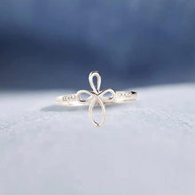 Laden Sie das Bild in den Galerie-Viewer, Stilvoller Kreuzwickelring