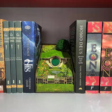 Laden Sie das Bild in den Galerie-Viewer, Bücherregal Miniaturlandschaft Dekoration aus Holz