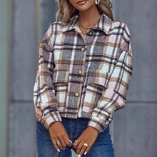 Laden Sie das Bild in den Galerie-Viewer, Karierte Jacke mit Revers