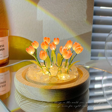 Laden Sie das Bild in den Galerie-Viewer, Tulpen-Nachtlicht