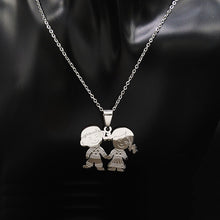 Laden Sie das Bild in den Galerie-Viewer, Junge und Mädchen Halskette Anhänger