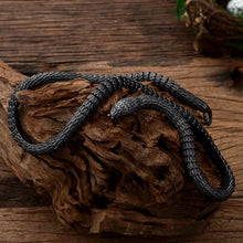 Laden Sie das Bild in den Galerie-Viewer, Weltschlange Jormungandr Schlangenhalskette