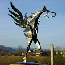 Laden Sie das Bild in den Galerie-Viewer, Metallornamente Pferdeskulptur