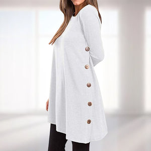 Kleid mit seitlichen Knöpfen