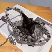 Laden Sie das Bild in den Galerie-Viewer, Glänzende Stilvolle Diamant-Handtasche