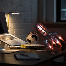 Laden Sie das Bild in den Galerie-Viewer, Kreative Raketenlampe