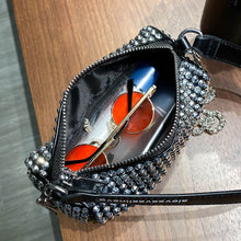 Laden Sie das Bild in den Galerie-Viewer, Handtasche Mit Strasssteinen