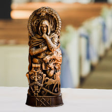 Laden Sie das Bild in den Galerie-Viewer, Mythische Held-Harz-Statue