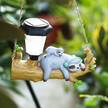 Laden Sie das Bild in den Galerie-Viewer, Eichhörnchen-Faultier-Hängelampe