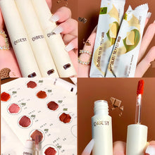 Laden Sie das Bild in den Galerie-Viewer, Seidiger Wasserfester Lippenstift