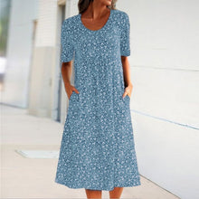 Laden Sie das Bild in den Galerie-Viewer, Blumen-Strandkleid mit Rundhalsausschnitt