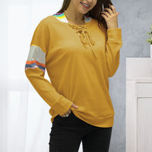 Laden Sie das Bild in den Galerie-Viewer, Langärmliges T-Shirt mit Schnürung und Kapuze